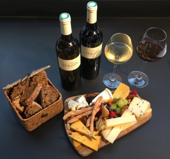 Ghent Festival: Wine and cheese boat